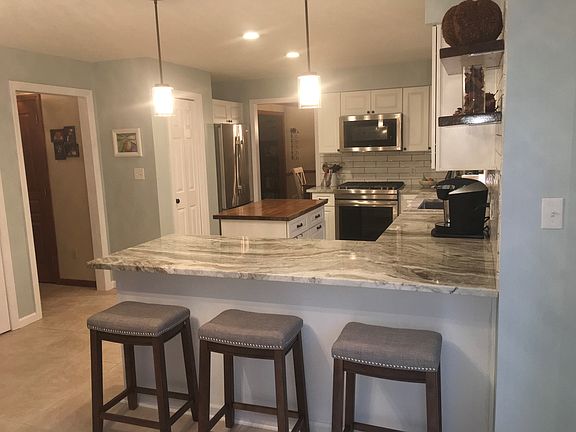 2nd image of 109 Pinehurst Dr