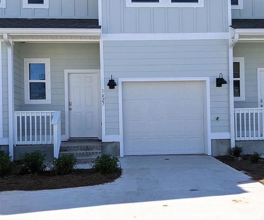1st image of 1427 Iroquois Ct