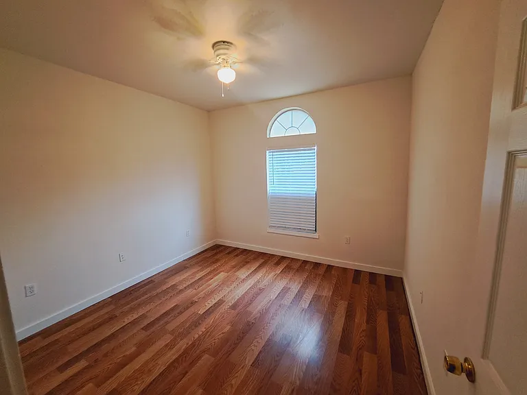 21604 Boggy Ford Rd — Photo 19