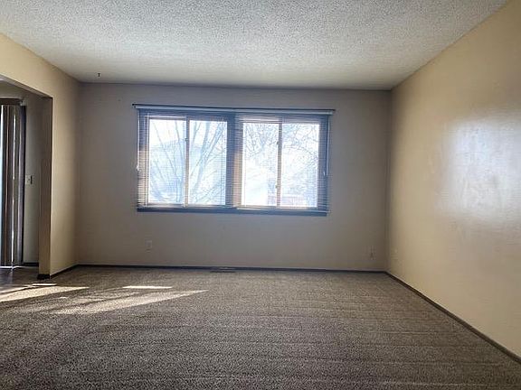 5th image of 7994 Beard Ave N #2