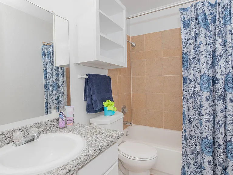 Unity Pointe Apartments — Photo 24
