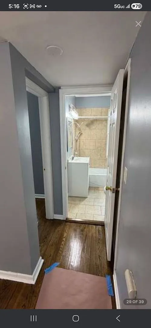 Recent Rehabbed 2- 2bedroom 1 bath apartments — Photo 3