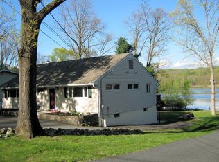 133 Seneca Lake Rd, Sparta, NJ 07871
