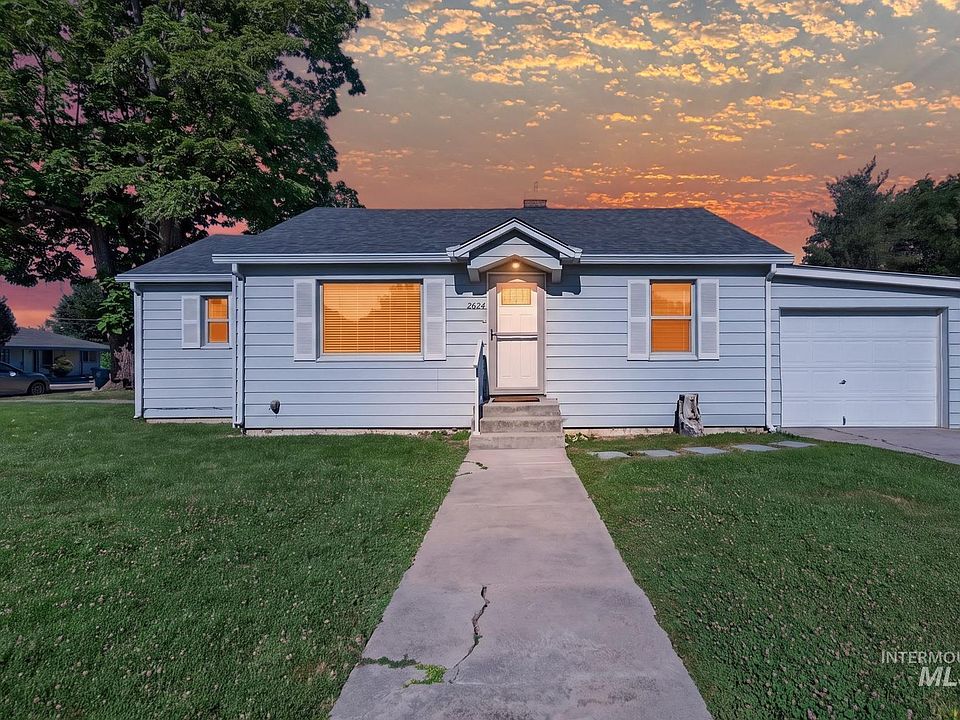 1st image of 2624 College Ave