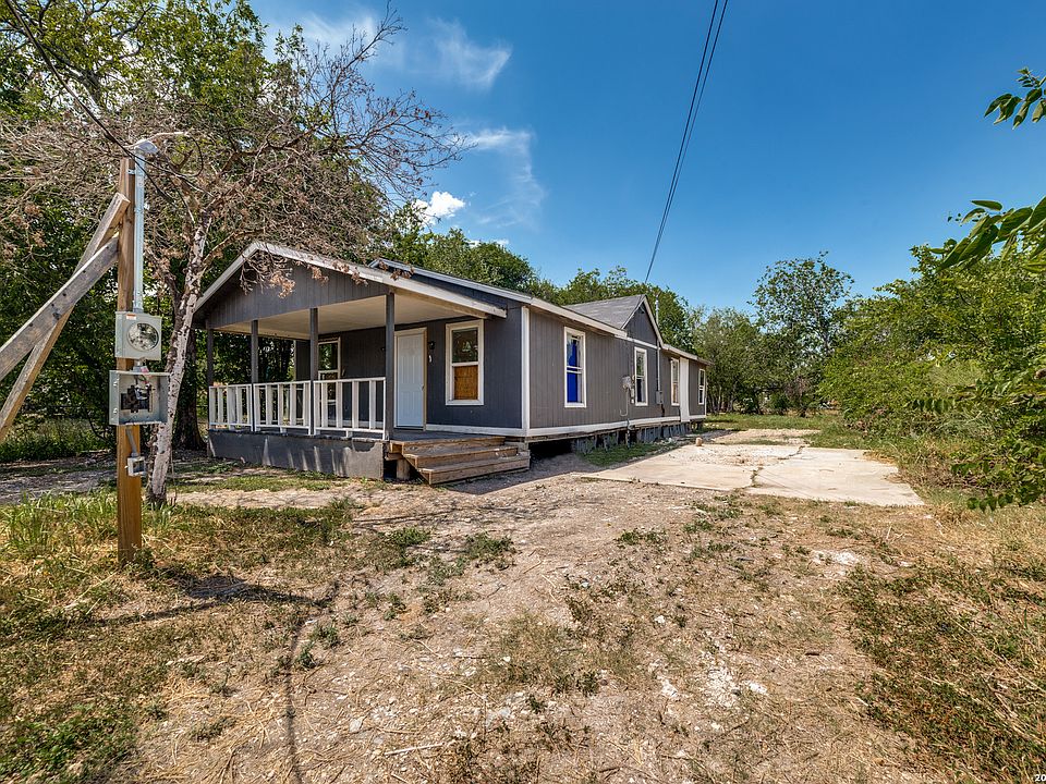 1st image of 811 MCCAULEY BLVD