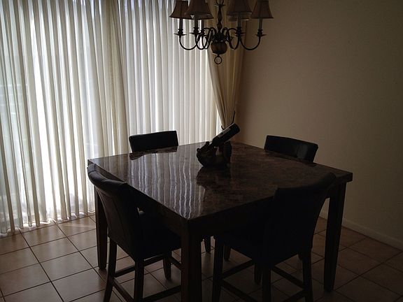 DiningRoom