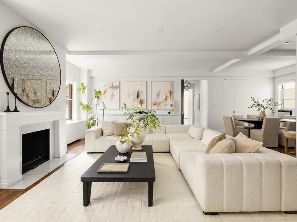 975 Park Avenue image 1 of 10