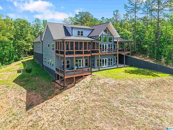 4th image of 7 Stillwater Trl