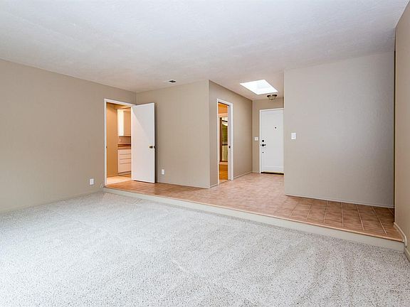 5th image of 2827 Ivywood Ct