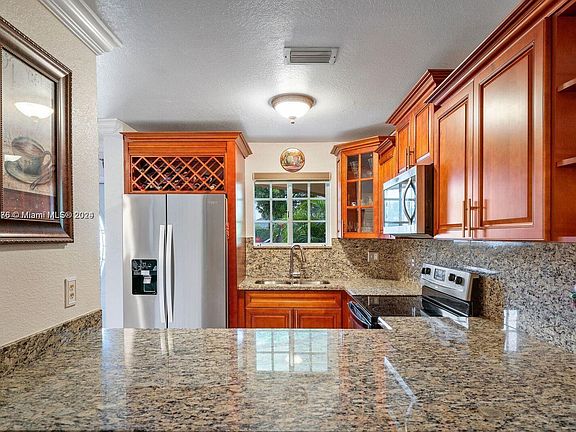 5th image of 6757 NW 182nd St APT 102