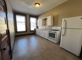 296 Bates Ave APT 2, Saint Paul, MN 55106