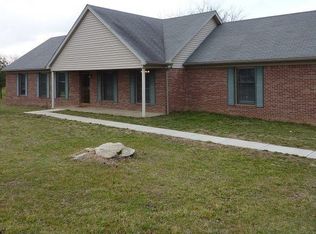 60 Sarah Ct, Taylorsville, KY 40071