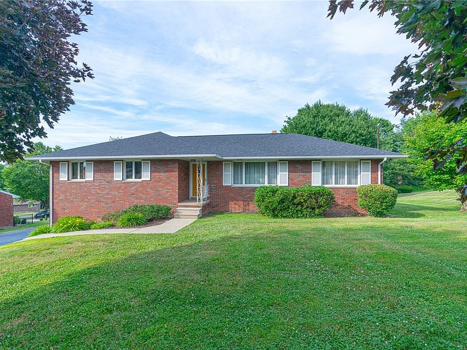 1st image of 113 James Dr