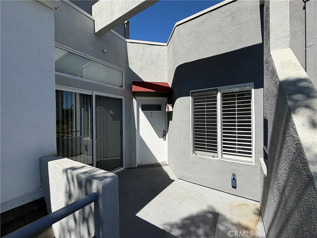 1 bed, 780 sqft, $2,895 — Photo 2