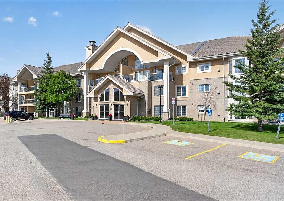 1st image of 728 SW Country Hills Rd NW #325
