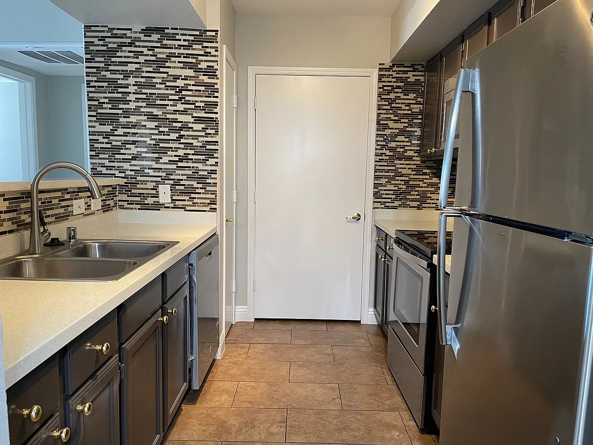 Building Photo - 45 Maleena Mesa St #B