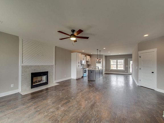 5th image of 5013 Fort McHenry Ct