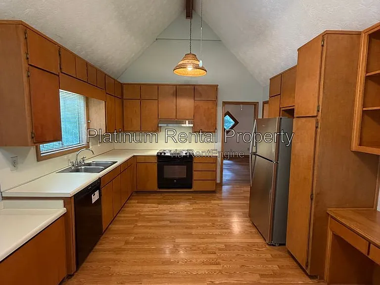 3936 Carriage Gate Dr — Photo 12
