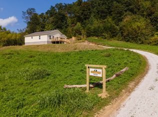 68 Spring St, Hazel Green, KY 41332