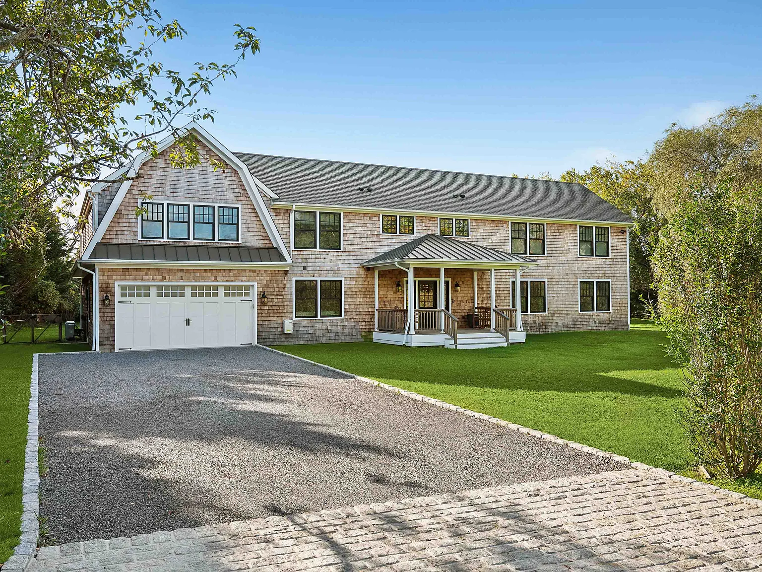 Recently Renovated Bridgehampton Retreat — Photo 4