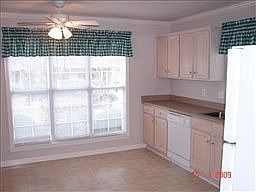1st image of 728 Forest Glen Cir