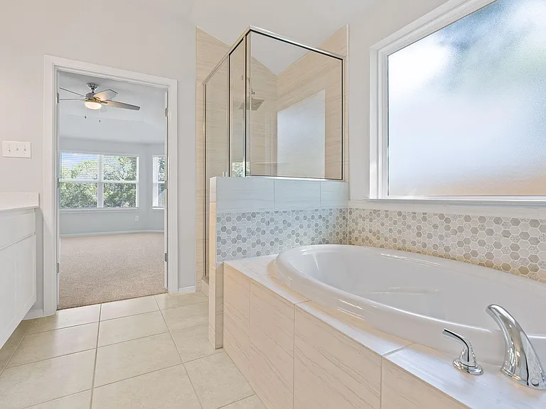 8017 Flintlock Cir — Photo 14