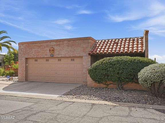 3rd image of 1531 W Agave Ln