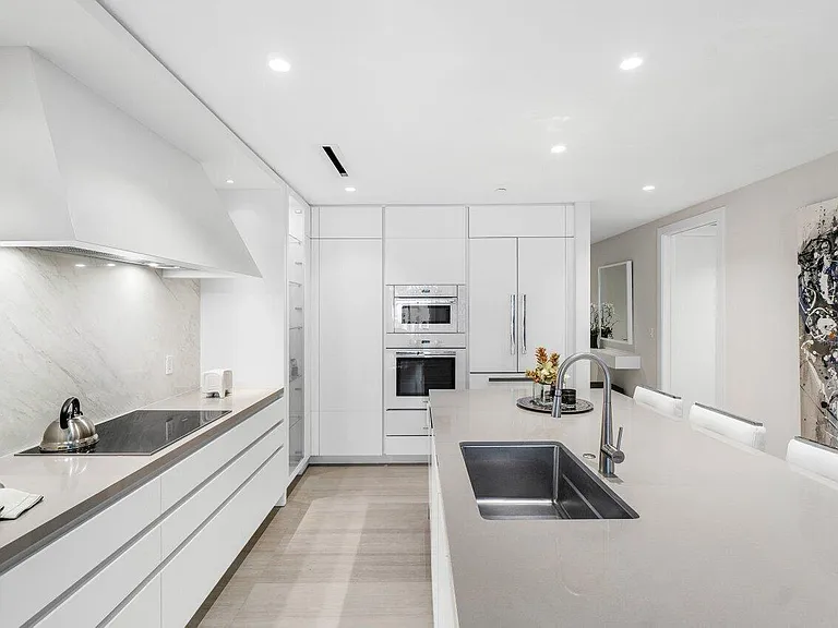 200 SE Mizner Blvd #211 — Photo 8