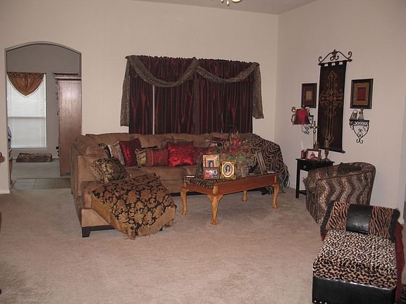2nd image of 1325 Camden Yard Dr