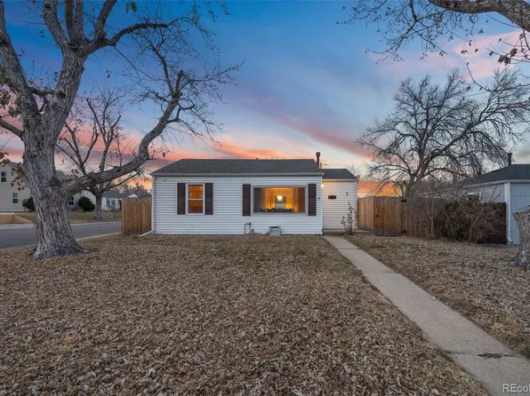 1895 W Dixie Place, Denver, CO 80221