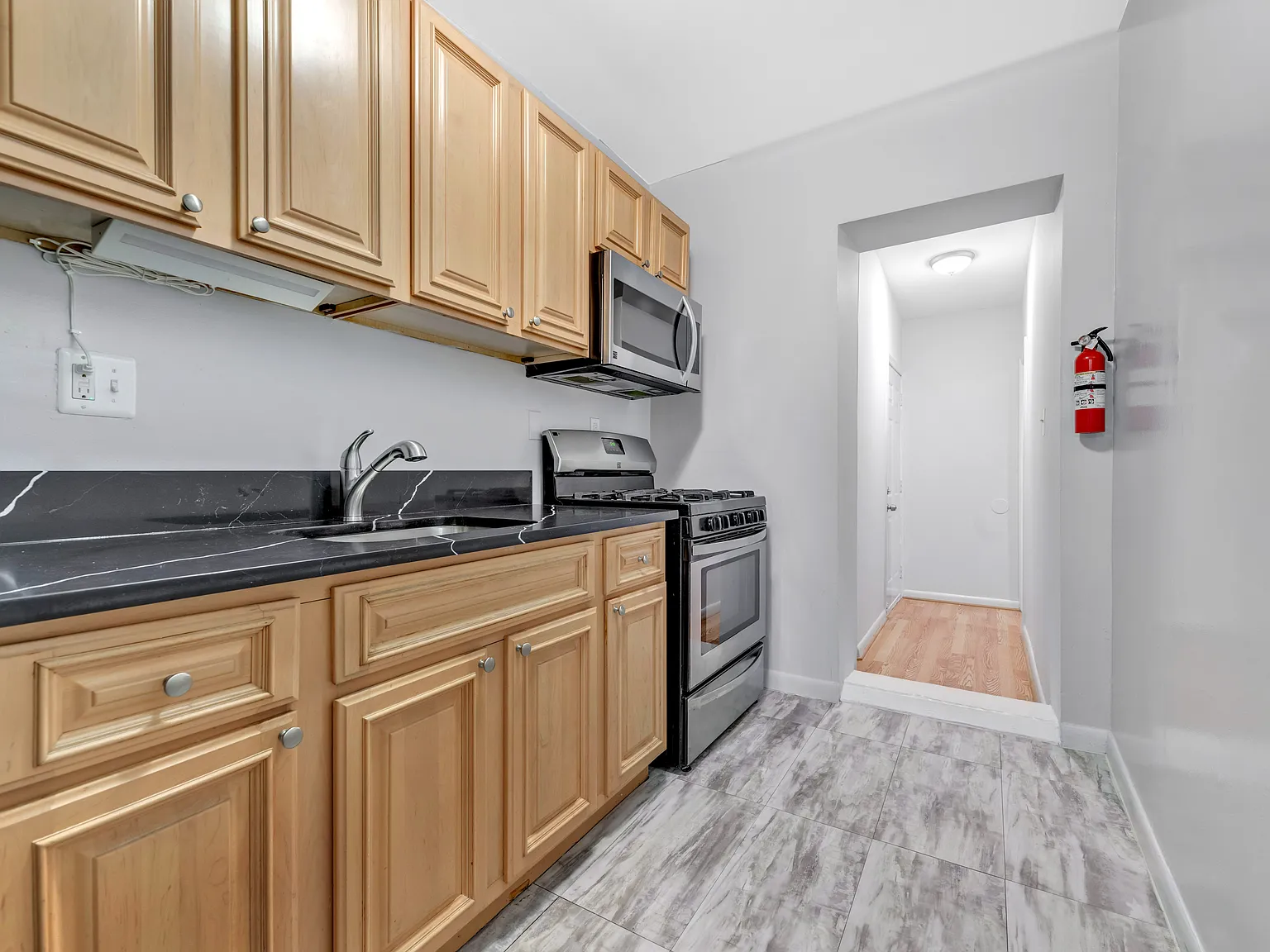 2 bed, $1,899 — Photo 3