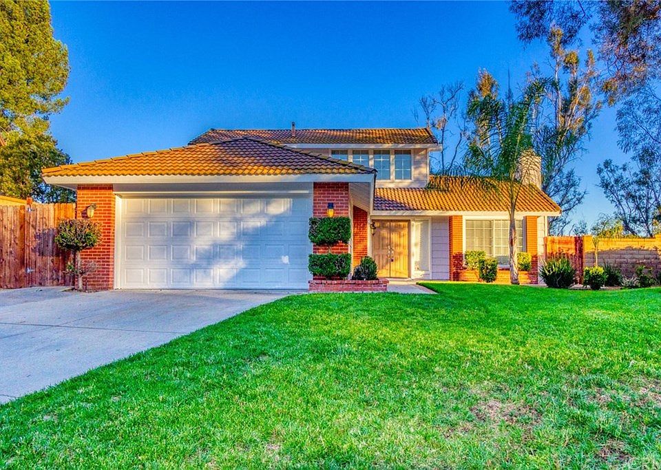 1st image of 30333 Veronda Pl