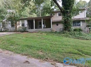 450 Kent Dairy Rd, Maylene, AL 35114