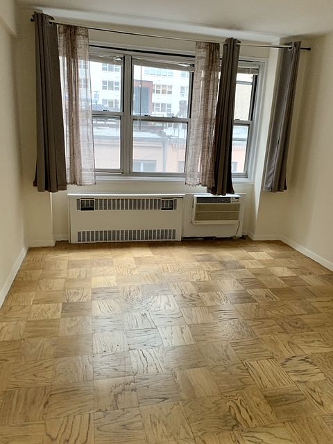 1st image of 141 E 55th St #7HR