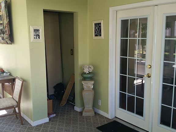 Front entrance sunporch
