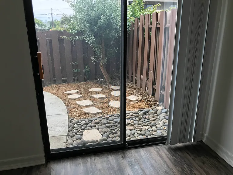 360 Chinquapin Ave #5 — Photo 5