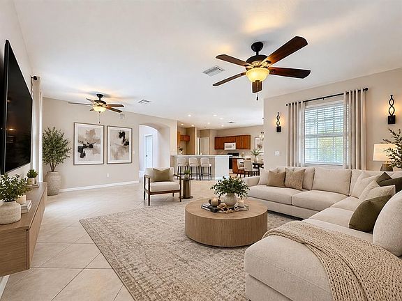 4th image of 7931 CARRIAGE POINTE DRIVE