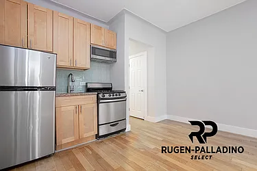 Rented by R New York