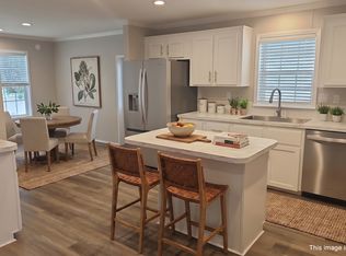 450 Cary Ln #244, Tarpon Springs, FL 34689