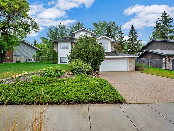 3rd image of 74 Beauvista Dr