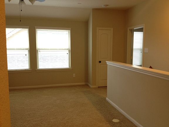 2nd image of 70 Sawbridge Cir