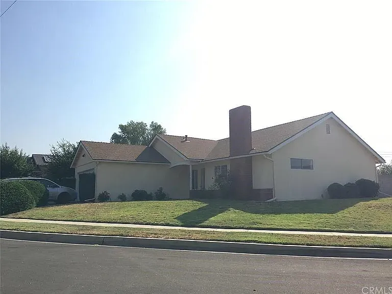 1460 Lassiter Dr — Photo 1