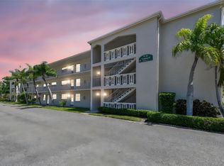 938 Virginia St APT 208, Dunedin, FL 34698