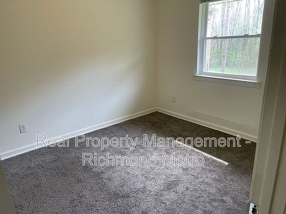 2nd image of 2004 Warren Ave #F