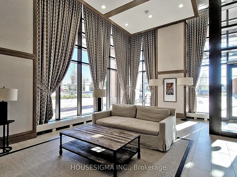 3091 Dufferin St #211 — Photo 27