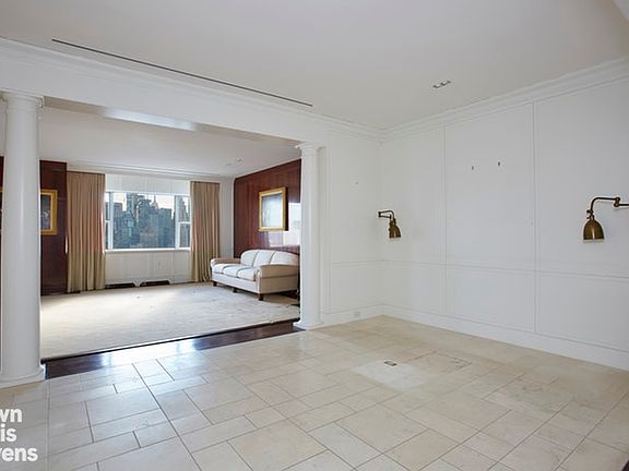 4th image of 931 Lexington Ave #29L