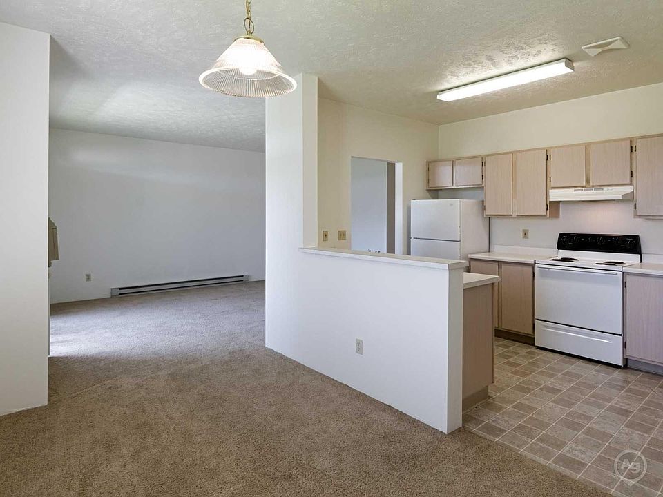 2nd image of 4707 E Upriver Dr #11