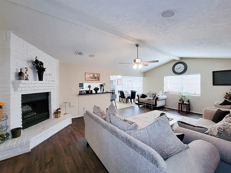 412 Land Grant Dr — Photo 6