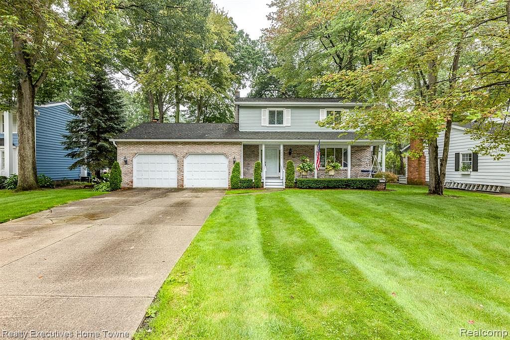 4225 Surrey Ln, Fort Gratiot, MI 48059 MLS 20230076136 Zillow