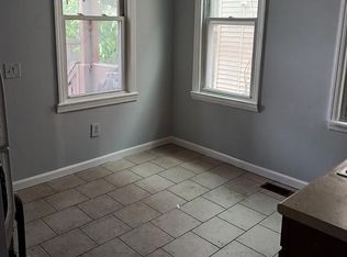 28 Princeton St #1R, East Orange, NJ 07018